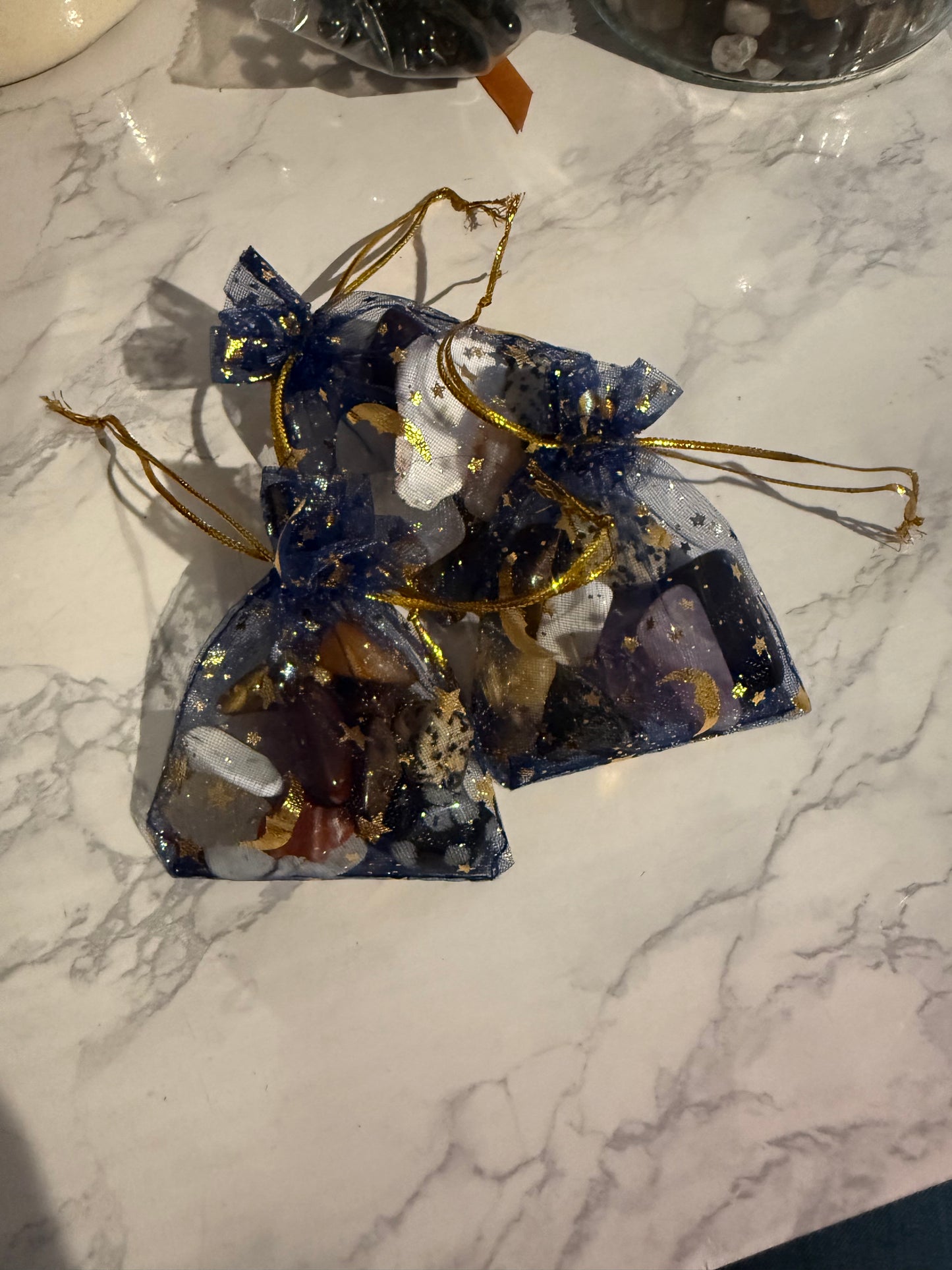 Cat Intuitively chooses your crystal pouch!