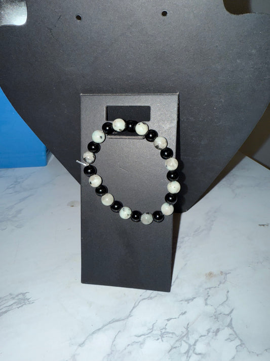 Kiwi Jasper beaded bracelet