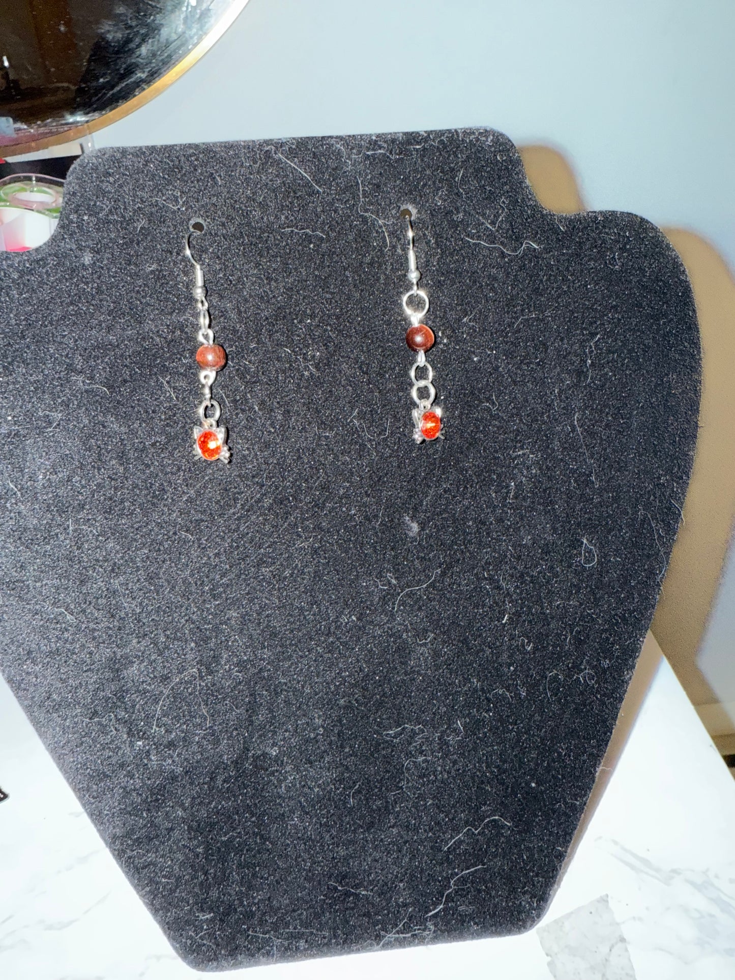 Red tigers eye cat earrings