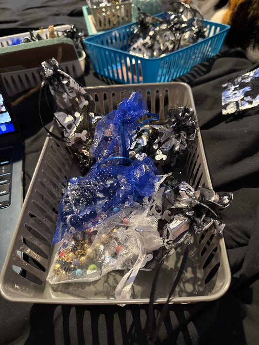 Live sale basket for Starr